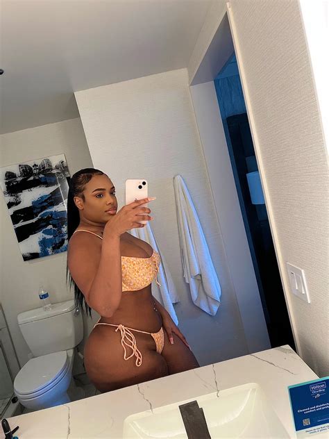 Kai 💕 On Twitter I Just Wanna Stay In A Bikini All Summer 🧡 Kisctzkwg4 Twitter