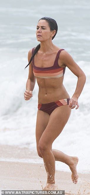 Home And Away Jacqui Purvis And Emily Weir Film Bikini Beach Scenes