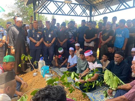 Nahas Elmina Jenazah Khairil Azwan Selamat Dikebumikan Di Mempaga