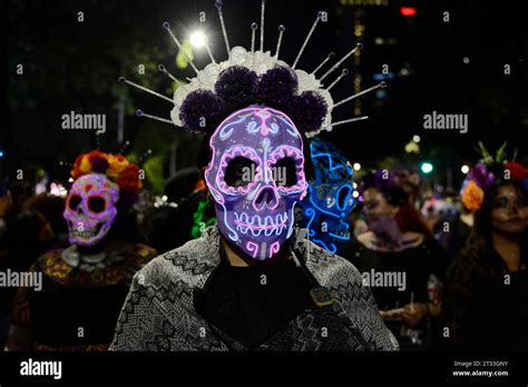 Mexico Mexique Octobre Une Personne Habill E En Catrina