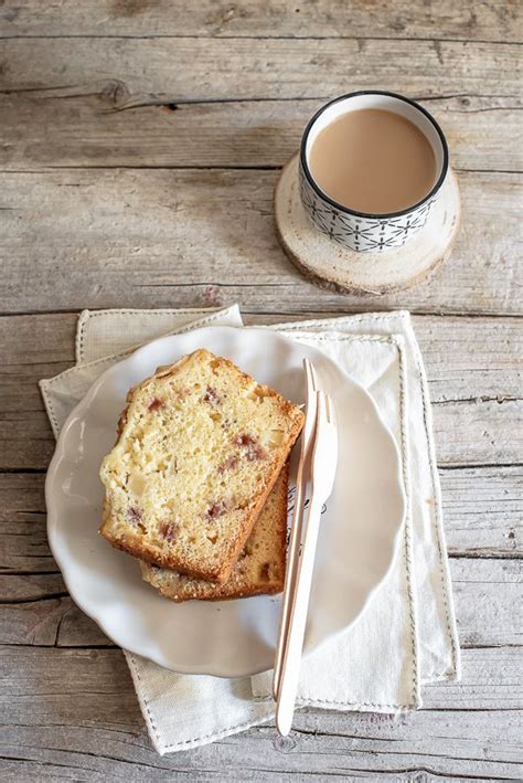 Plum Cake Alle Mele Con Farina Di Mais Ricotta E Lamponi Madame