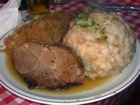 Schweinebraten Kochrezepte De In Schweinebraten Braten