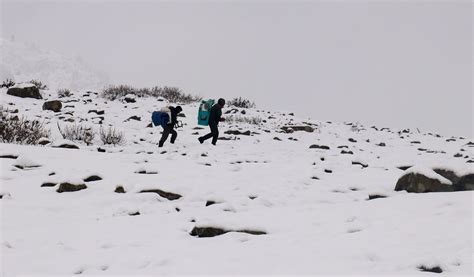 Rains Lash Plains Snowfall In Upper Reaches Greater Kashmir