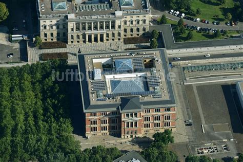 Luftbild Berlin Martin Gropius Bau Im Ortsteil Kreuzberg In Berlin