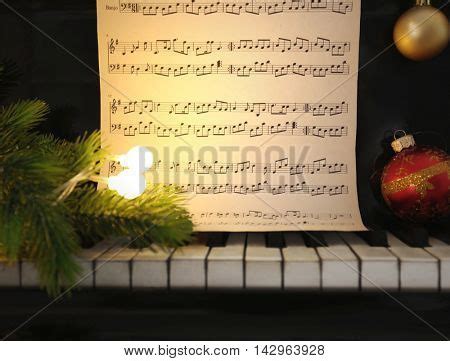 Christmas Music Notes Background Images, Stock Photos & Illustrations | Bigstock