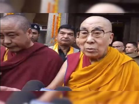 Dalai Lama Worshiped In Mahabodhi Temple At Gaya गया दलाई लामा ने