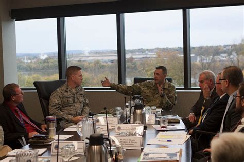 Dla Centcom And Socom Commander Visits Distribution Headquarters Defense Logistics Agency News