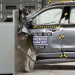 볼보 신형 XC90 美 IIHS 자동차 안전도 평가서 최고 등급 달성 보드나라