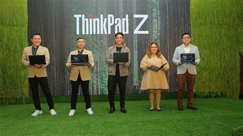 Thinkpad Z Series Terbaru Hadir Dengan Bahan Daur Ulang