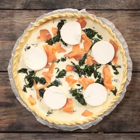 La quiche aux épinards au saumon et au fromage de chèvre La Recette