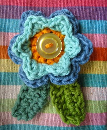 Crochet Button Flower This Is My Own Pattern A Tutorial Flickr