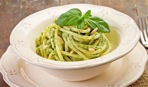 Espaguetis Al Pesto 2 3 NuestrasRecetas Es