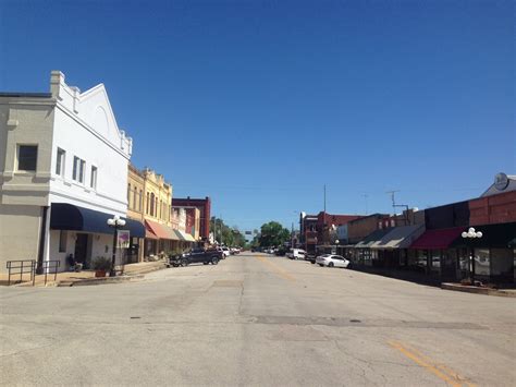 Texas Roadtrip Adventures: SMITHVILLE – The Colourful Kind