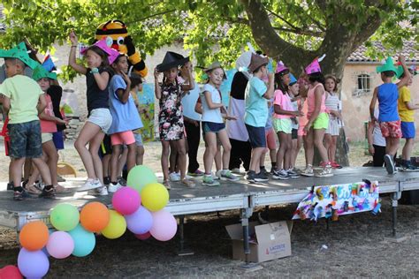 Vaucluse Bollène un spectacle juilletiste haut en couleur pour les