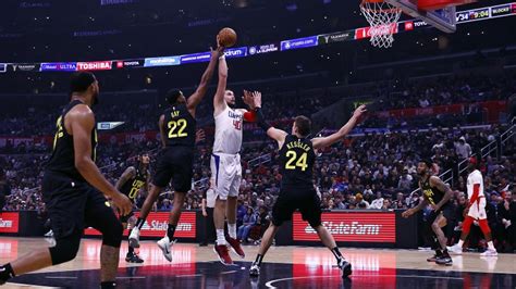 Collin Sexton Lifts Utah Jazz Over Clippers In Los Angeles