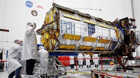 Nasa Hands Over Payload Of Nisar Satellite To Isro Latest News Delhi