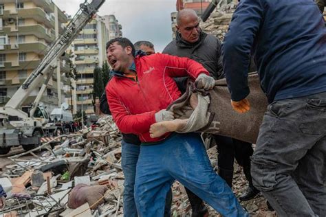 Resgate de vítimas do terremoto na Turquia e na Síria 07 02 2023