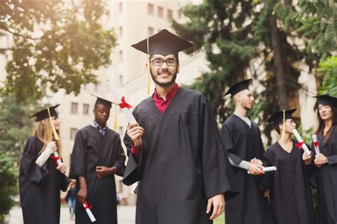 Equivalencia de titulos universitarios España Estados Unidos