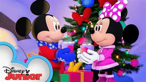 Minnie S Bow Toons Camp Minnie Holiday Episode Campground Christmas