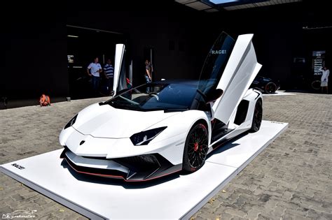 Lamborghini-Aventador-SV-20-of-50-Custom | Life About Cars