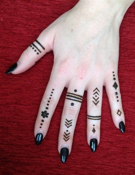 40 Simple And Easy Henna Designs For Beginners Zahrah Rose