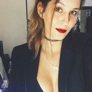 Choker Collar And Cleavage Porn Pic