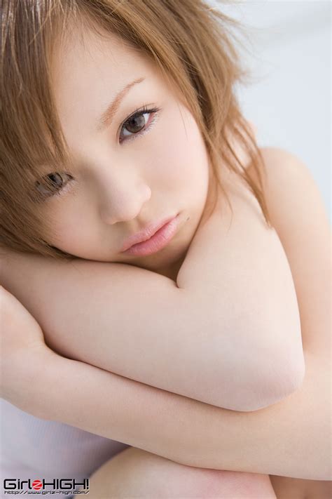 Japanese Bikini Stars Runa Hamakawa In Jean Skrit