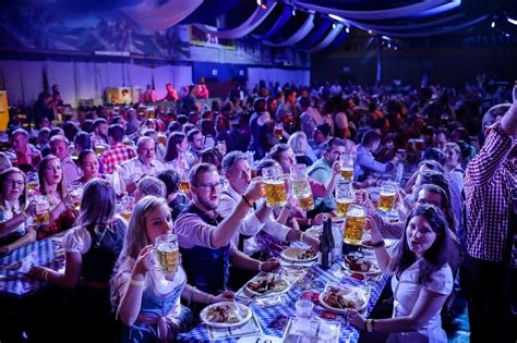 Oktoberfest 2019 Festhalle • Oktoberfest Ebikon