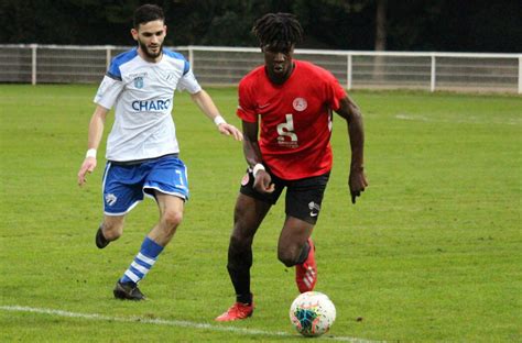 Football Coupe De France 6e Tour Isselongey Ne Peut Pas Vendre La Peau De Lons