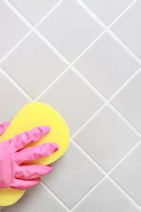 4 Grout Cleaning Tips You've Never Heard Of {But You'll Be Glad You Did}