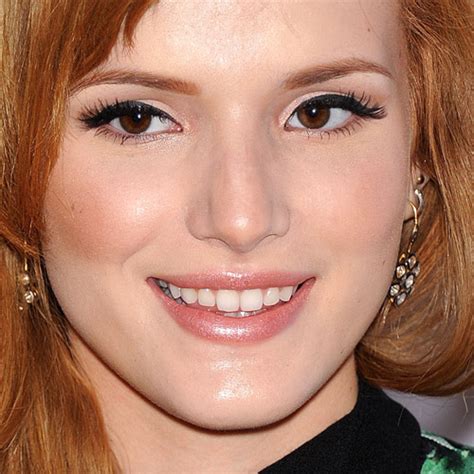 Bella Thorne Makeup Black Eyeshadow And Black Lipstick Steal Her Style