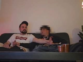 与异性恋伙伴相互抽搐 Pornhub Gay