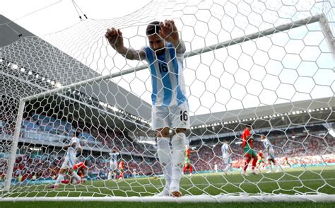 El Esc Ndalo En Argentina Y Marruecos En El Estadio Geoffroy Guichard