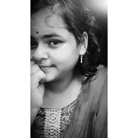🐼गोलुमोलु🐼 Gitanjalill On Threads