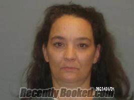 Recent Booking Mugshot For Jennifer Michele Chandler In DeWitt County