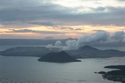 Volcanic Smog Hits Towns Around Taal Anew Philstar