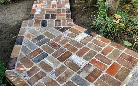 Creative Ways To Use Recycled Bricks In Your Landscaping Salvaging Bricks