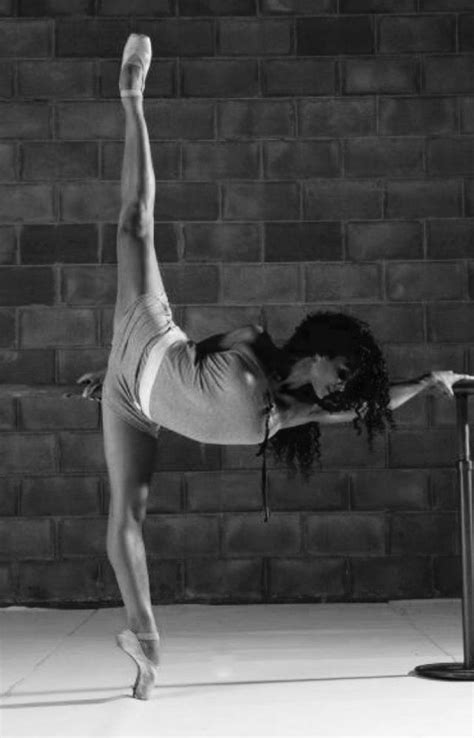 Pin By Sarah Sommers On Dancer Envy Athletic Body Dancer Body