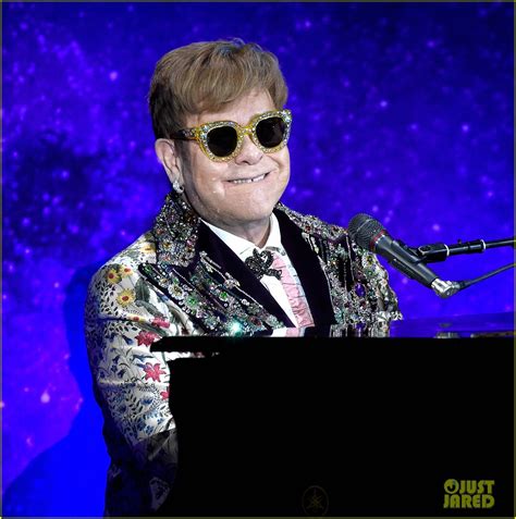 Elton John Shines At Farewell Tour Announcement In Nyc Photo 4020833