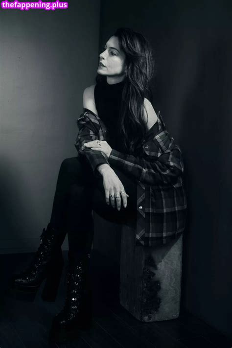 Anne Hathaway Ahathawaynews Annehathaway Heatherannie Nude OnlyFans Photo 1502 The