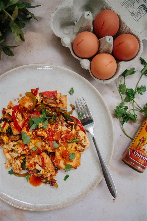 Recipe: Mexican Inspired Scrambled Eggs - April Everyday