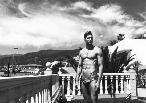Nanomadrid Ricardo Tacoronte Militar Homosexual Y Mr Gay Gay