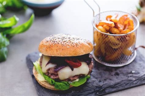 Ricetta Hamburger All Italiana La Ricetta Di Giallozafferano