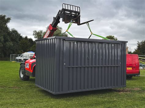 autobar  future  drinking    hands