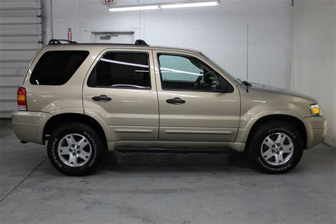 2007 Ford Escape XLT - Biscayne Auto Sales | Pre-owned Dealership | Ontario, NY