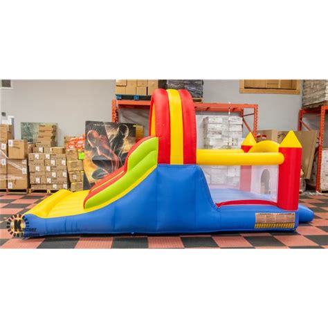 Inflatable Bouncy Castle With Air Pump