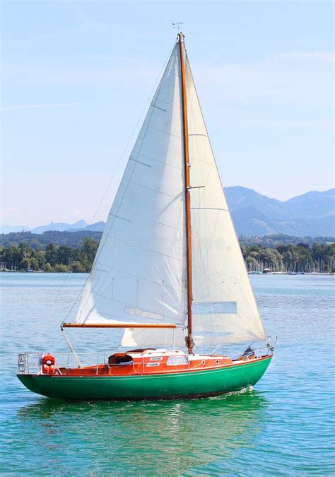 Le Bateau à Voile Photo Stock Image Du Navigation Romantique 26219188