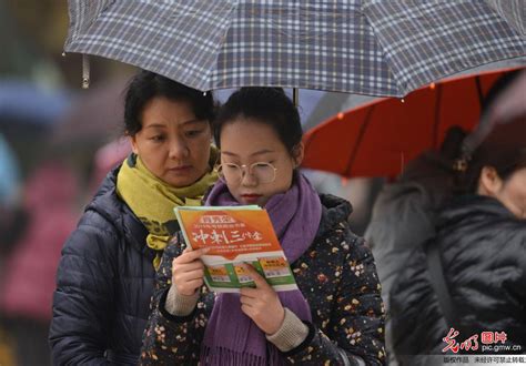 【光明图刊】2019年全国硕士研究生招生考试开考 光明网