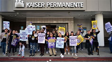 Kaiser Permanente Health Care Workers Begin Strike Fox 11 Los Angeles