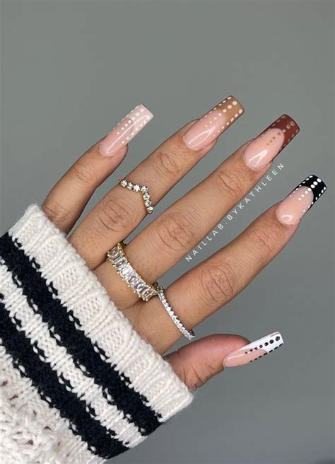 Embrace Autumn With Stunning Nail Art Ideas Black Swirl Nude Nails